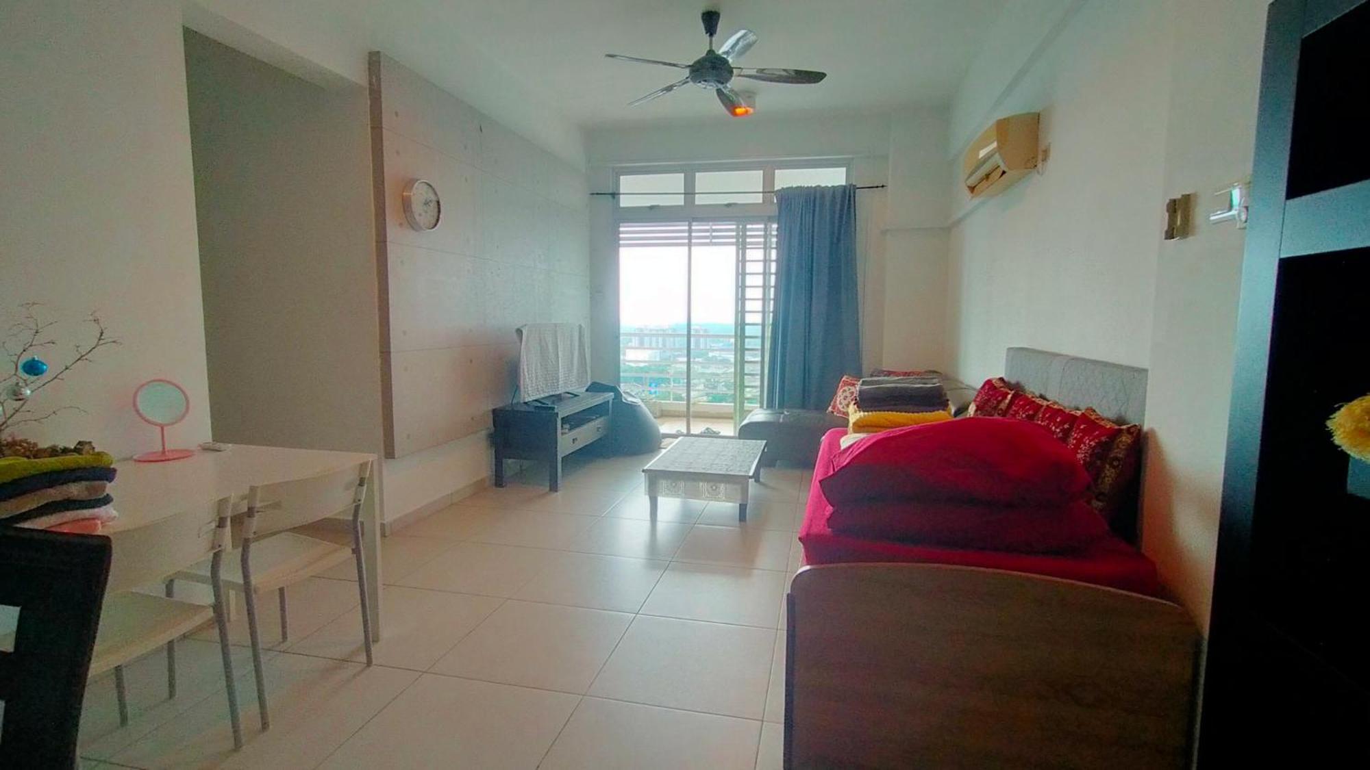 In Jb With Sea View, View, Balcony, Free Wifi And Free Parking Pangsapuri *